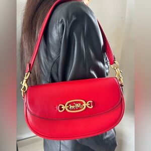 COACH Harley 23 bag sports red